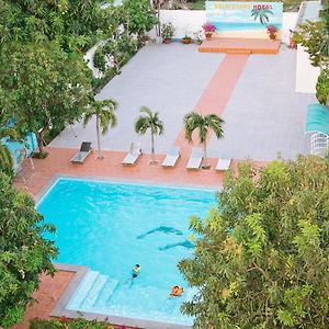 Gold Stars Hotel